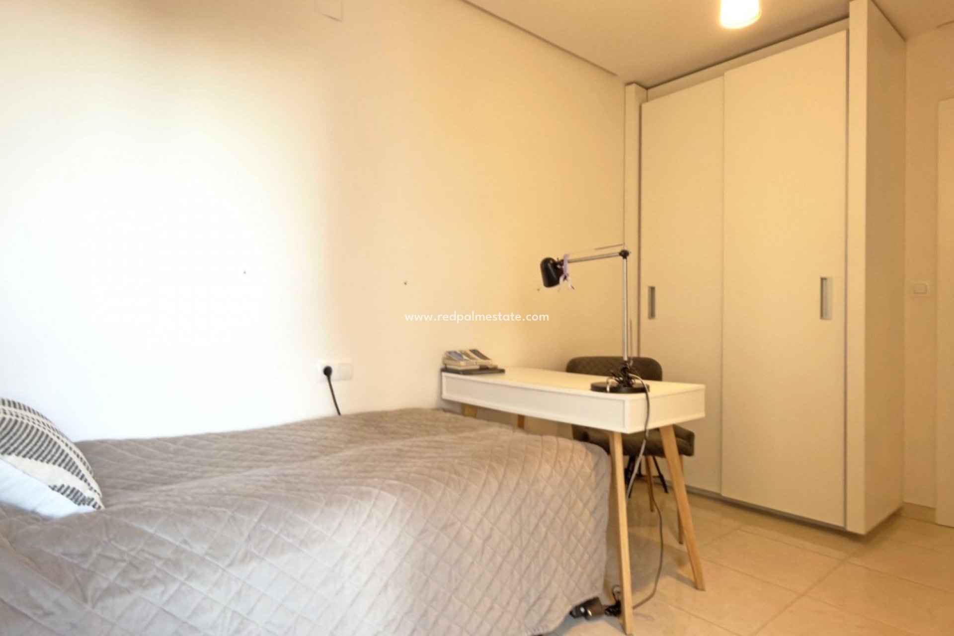 Resale - Apartment -
Orihuela Costa