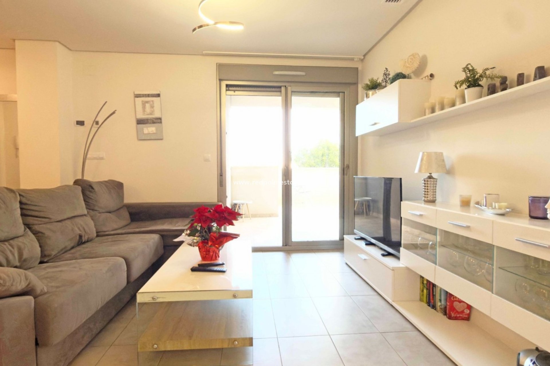 Resale - Apartment -
Orihuela Costa
