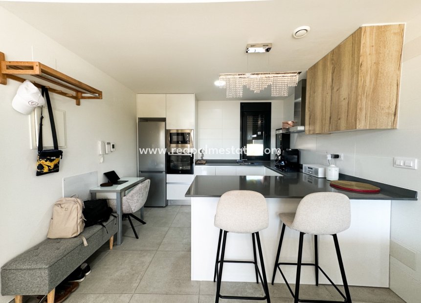 Resale - Apartment -
Orihuela Costa