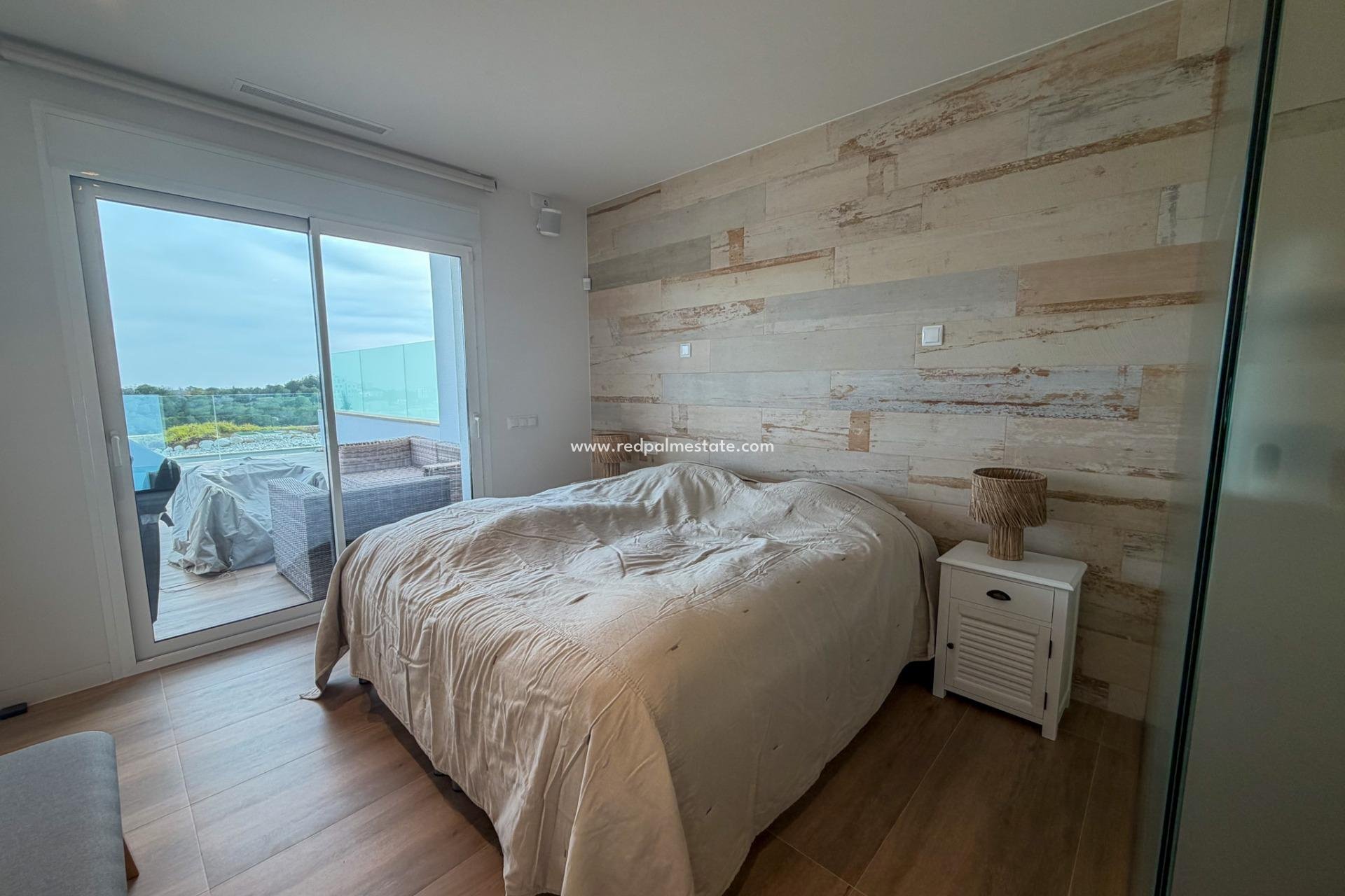 Resale - Apartment -
Orihuela - Las Colinas Golf