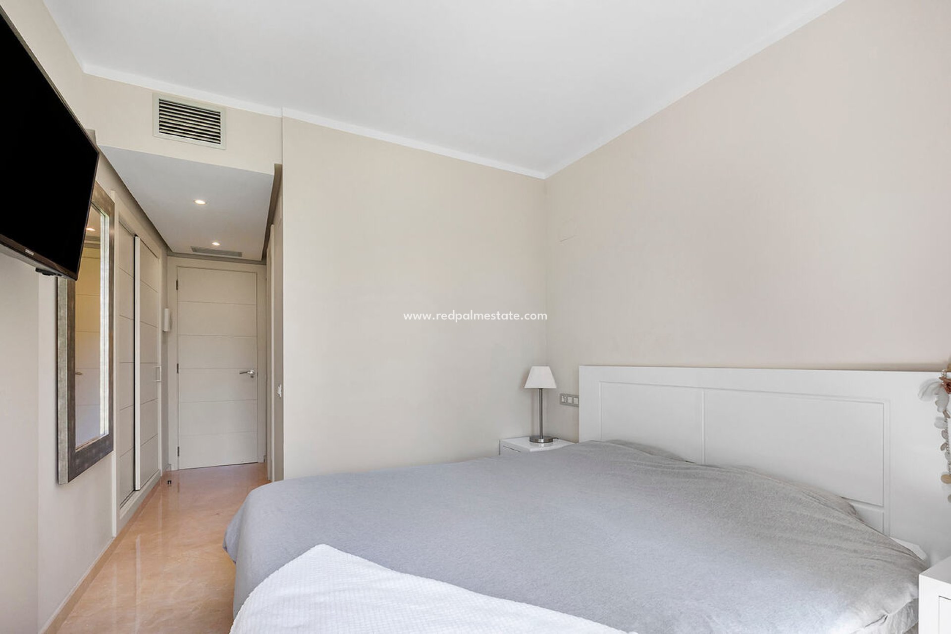 Resale - Apartment -
Orihuela - Las Colinas