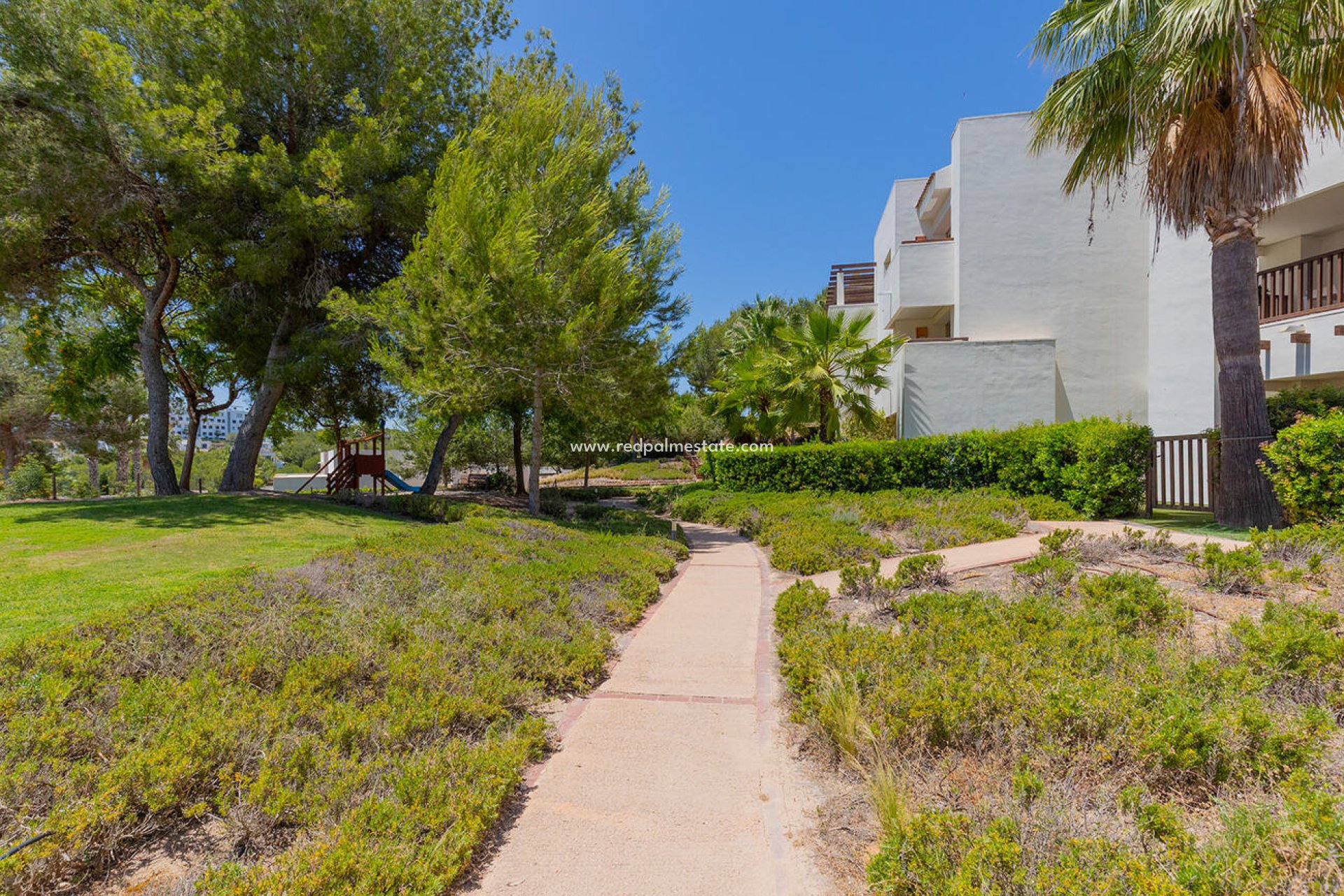 Resale - Apartment -
Orihuela - Las Colinas