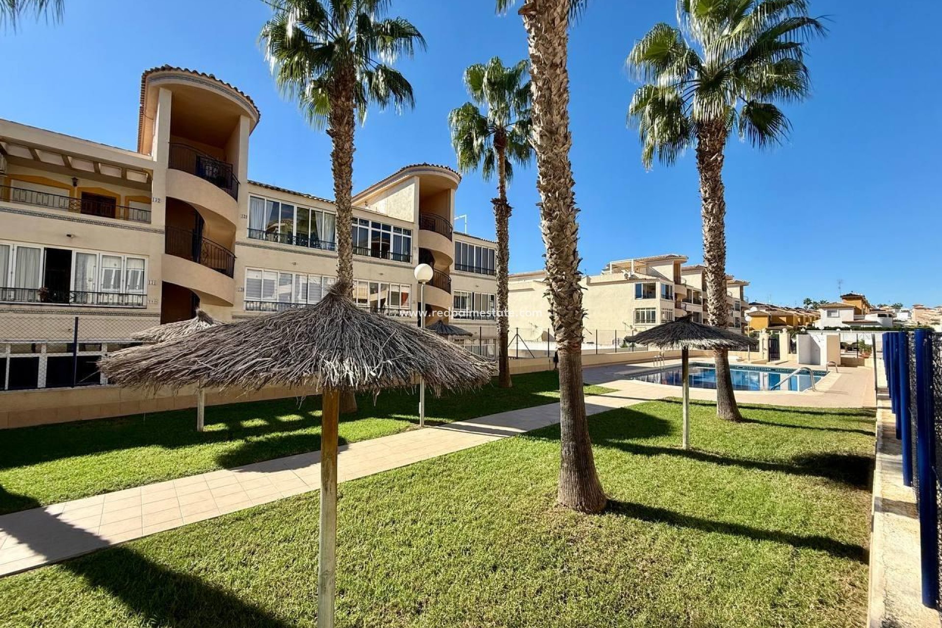 Resale - Apartment -
Orihuela - Los balcones