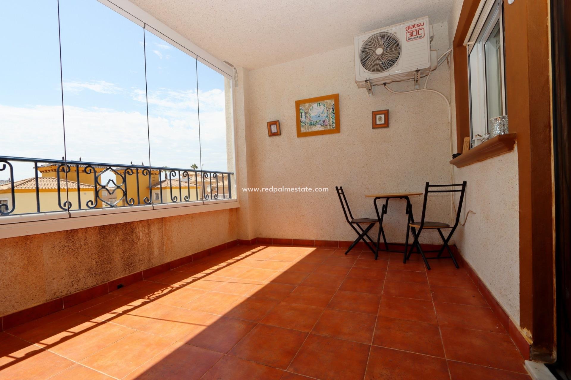 Resale - Apartment -
Orihuela - Los balcones