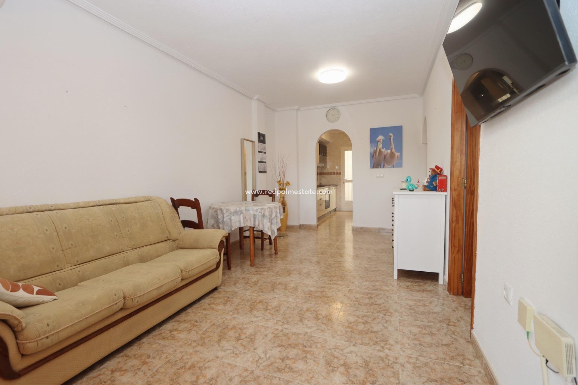 Resale - Apartment -
Orihuela - Los balcones