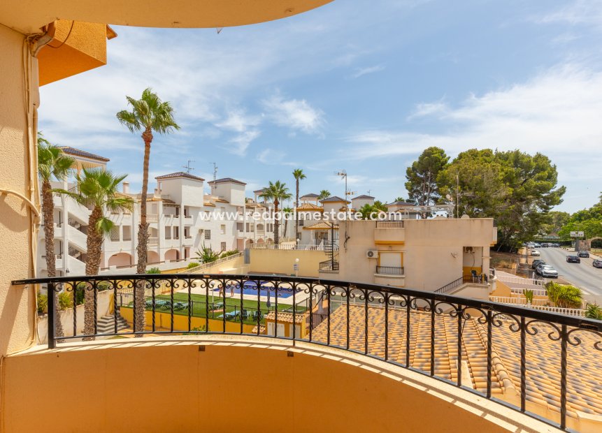 Resale - Apartment -
Orihuela - Villamartín