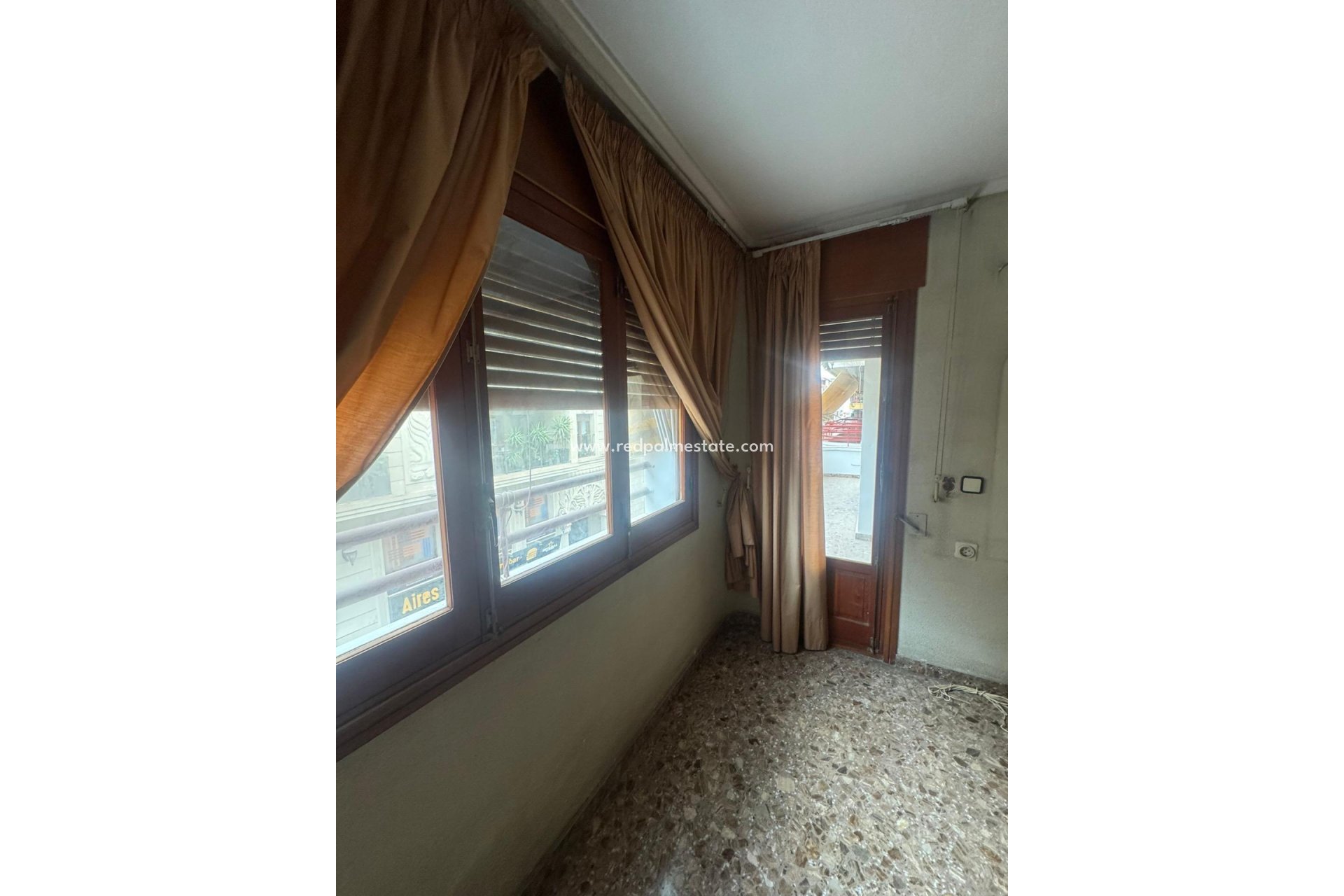 Resale - Apartment -
Orihuela - Zona Centro