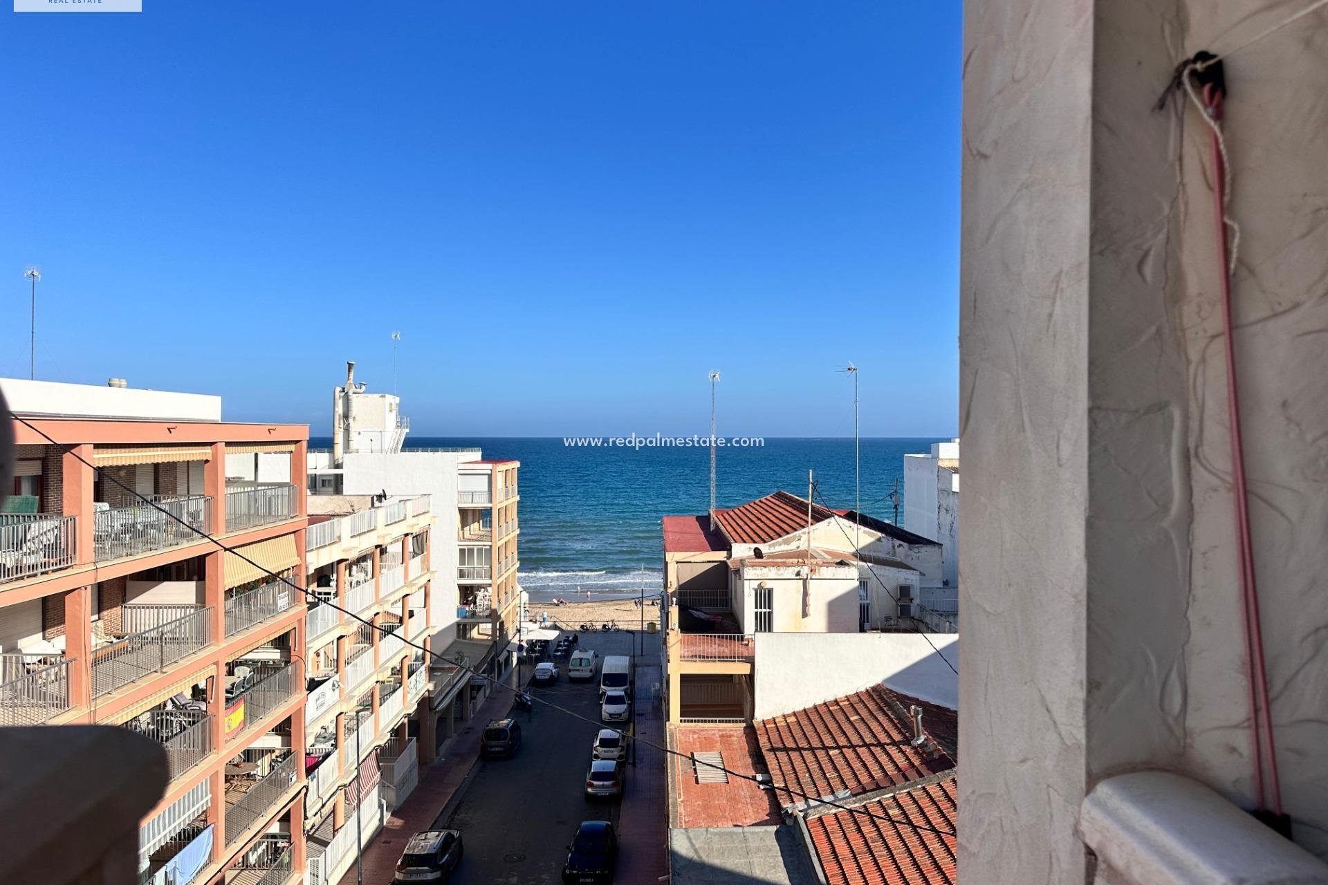 Resale - Apartment Penthouse -
Guardamar del Segura - Pueblo