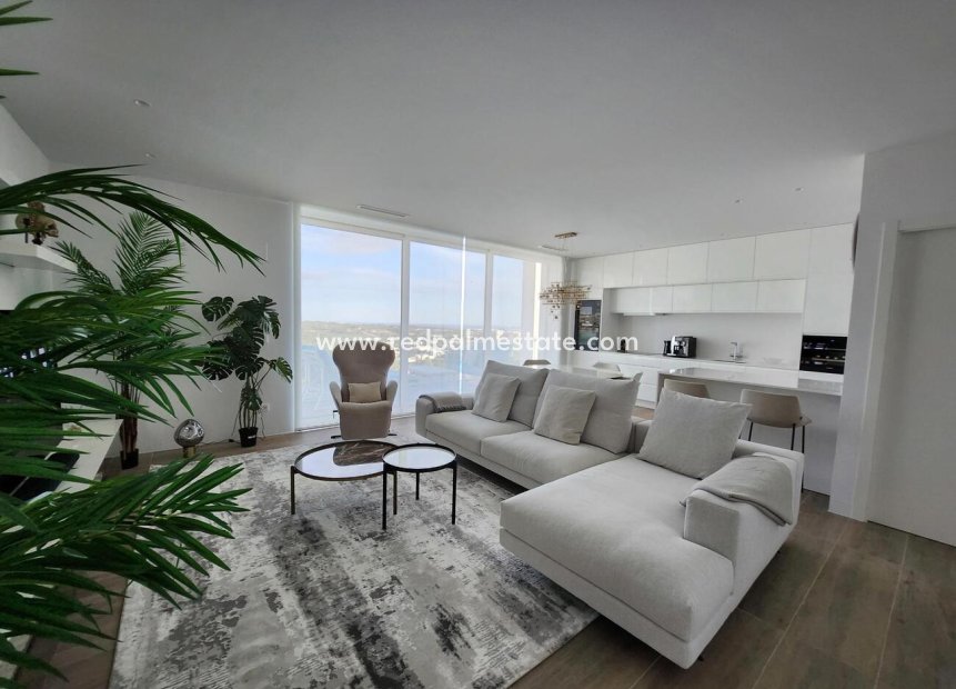 Resale - Apartment Penthouse -
Las Colinas Golf - Costa Blanca