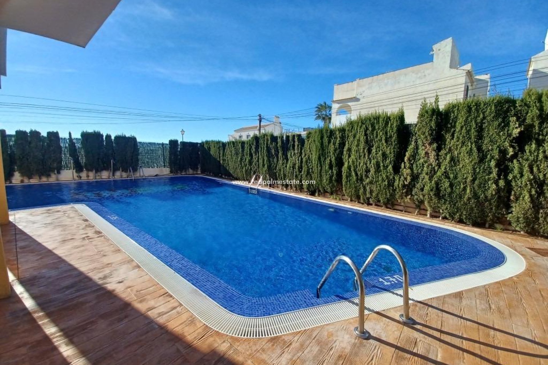 Resale - Apartment Penthouse -
Orihuela Costa - Villamartín