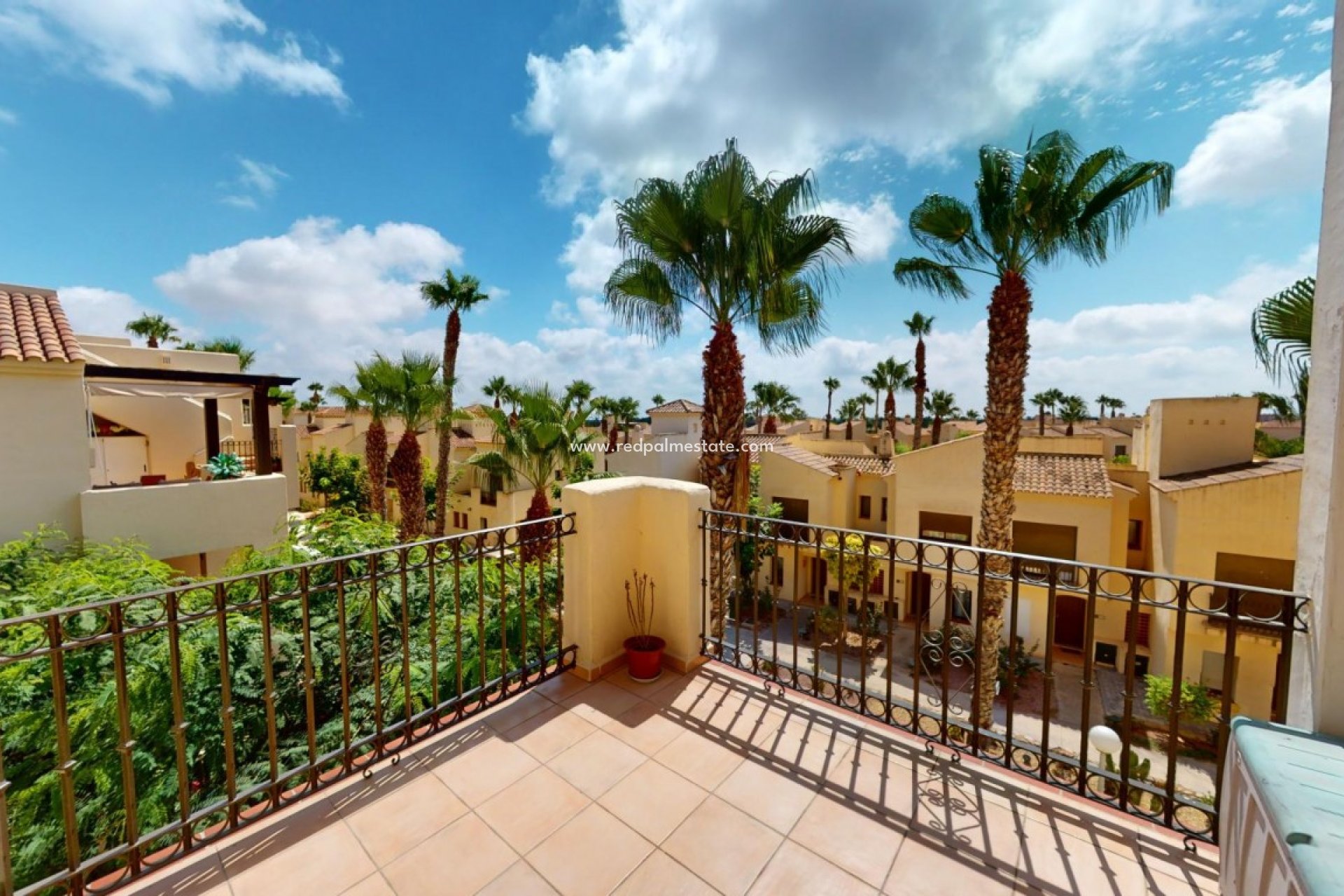 Resale - Apartment Penthouse -
Roda Golf Resort - Inland