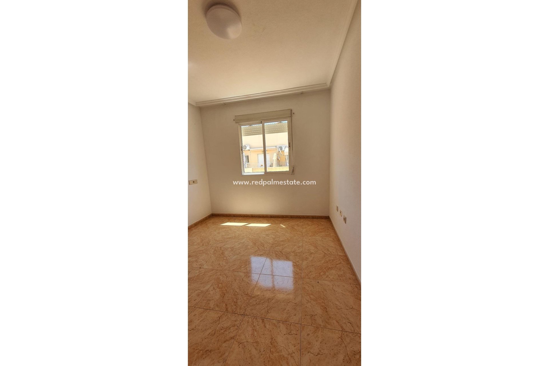 Resale - Apartment Penthouse -
Torrevieja - Center