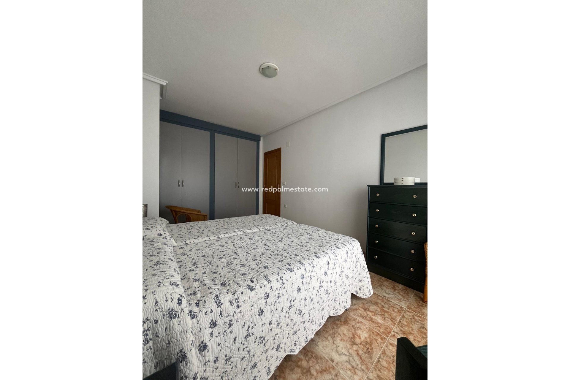 Resale - Apartment Penthouse -
Torrevieja - Center