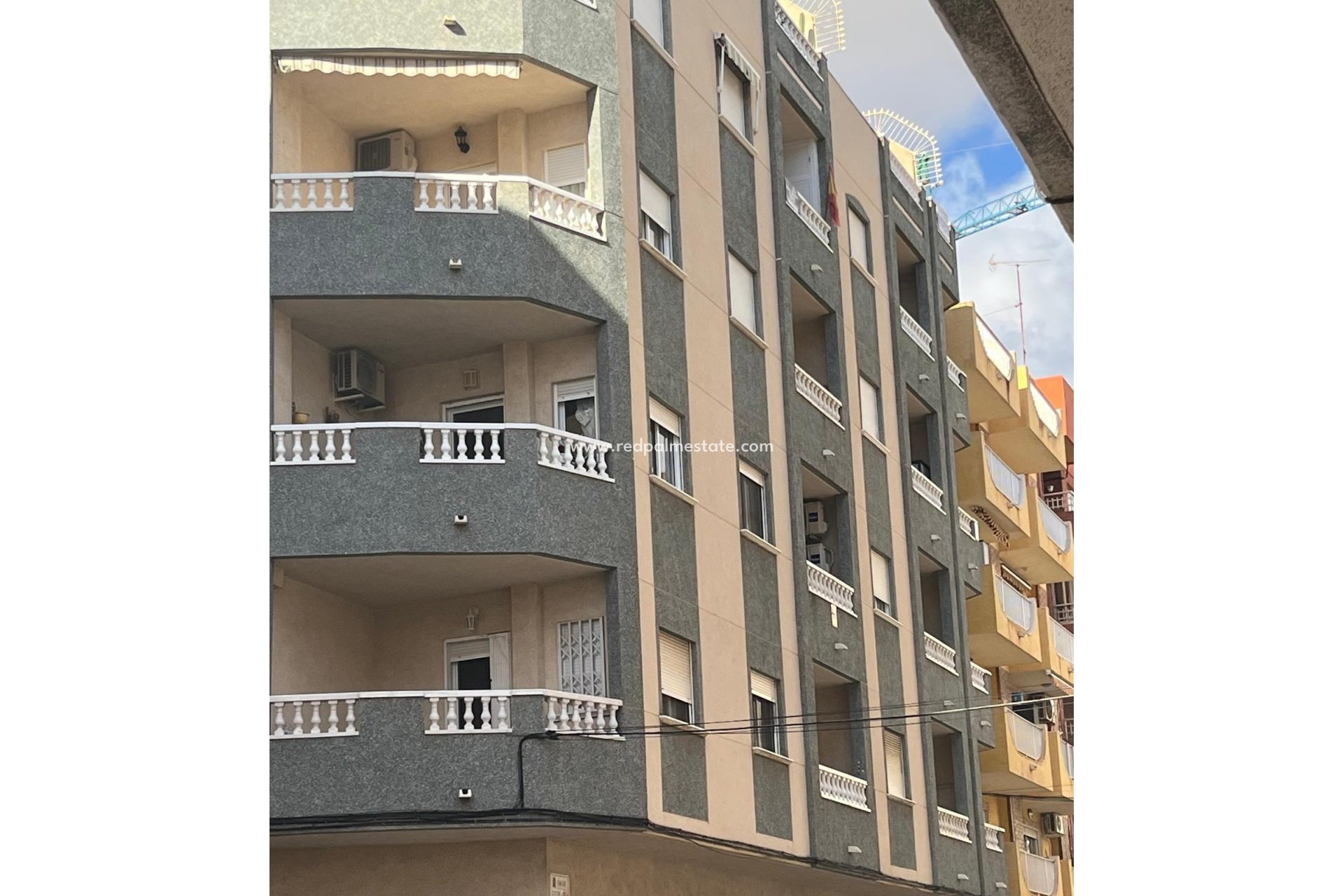 Resale - Apartment Penthouse -
Torrevieja - Center