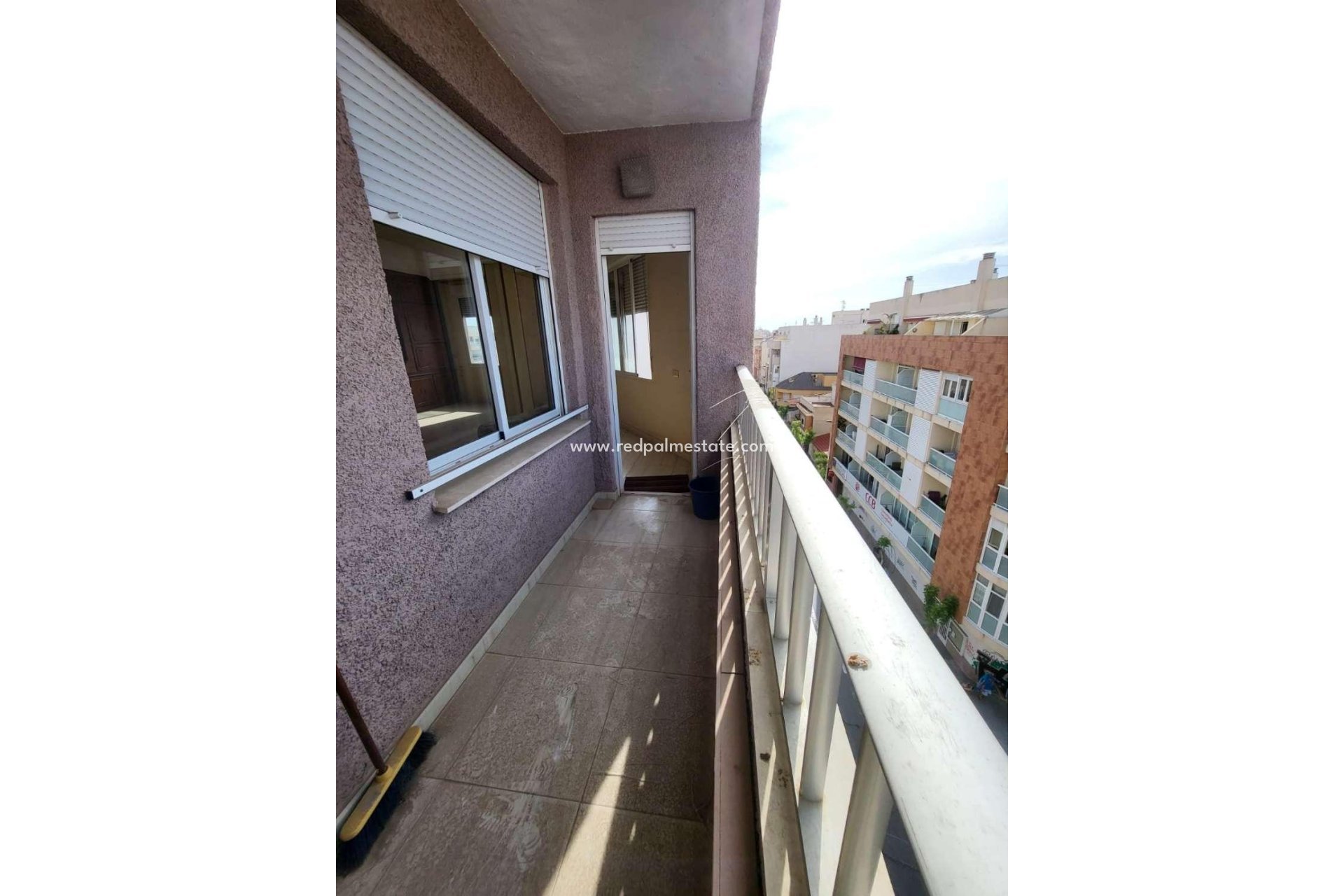 Resale - Apartment Penthouse -
Torrevieja - Center