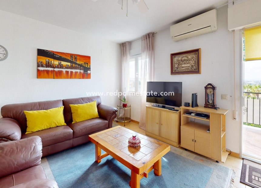 Resale - Apartment Penthouse -
Torrevieja - La Veleta