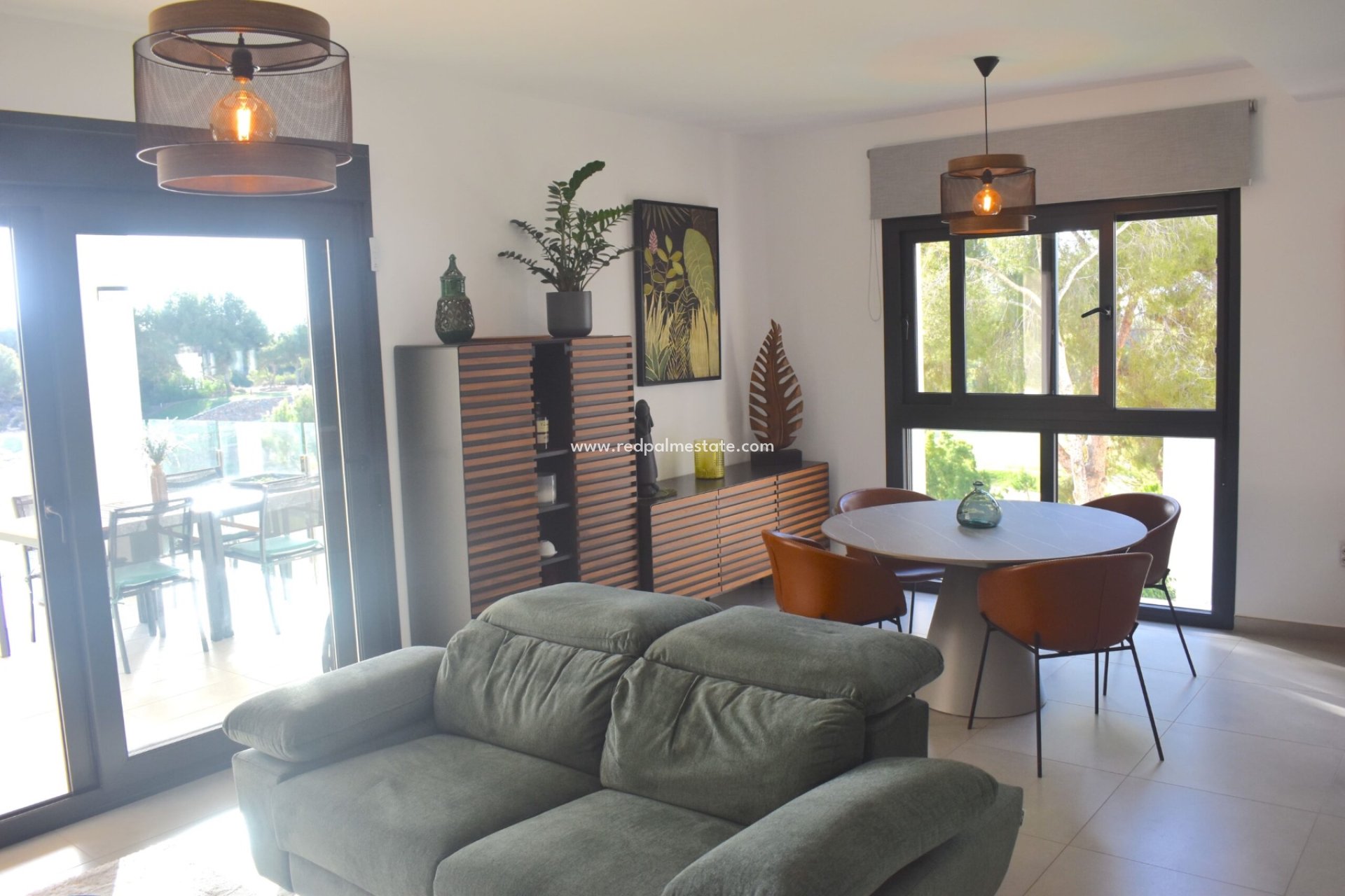 Resale - Apartment -
Pilar de la Horadada - Costa Blanca