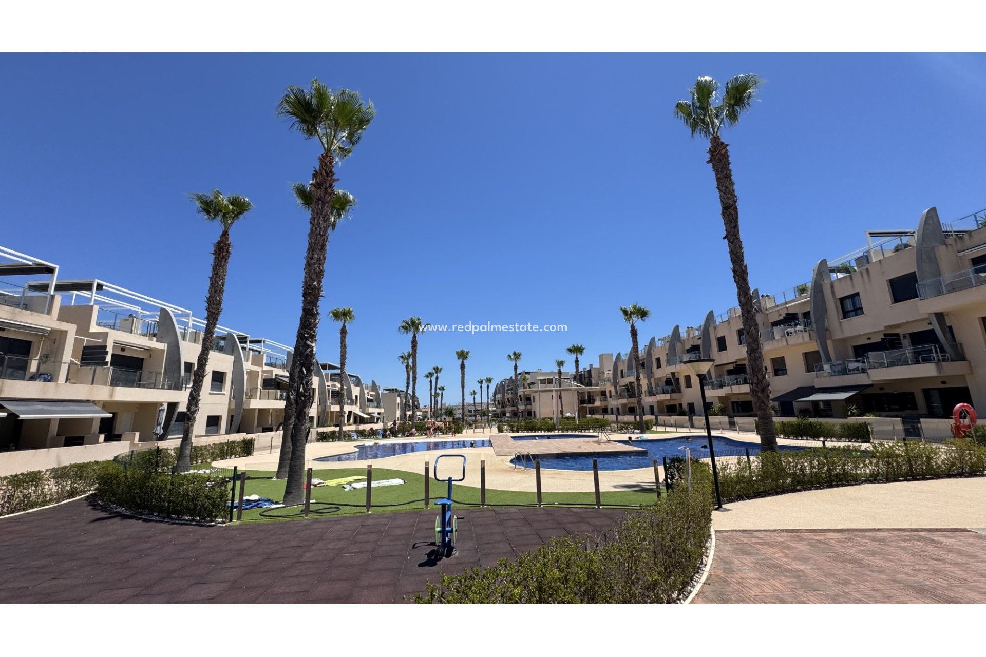 Resale - Apartment -
Pilar de la Horadada - La Torre De La Horadada