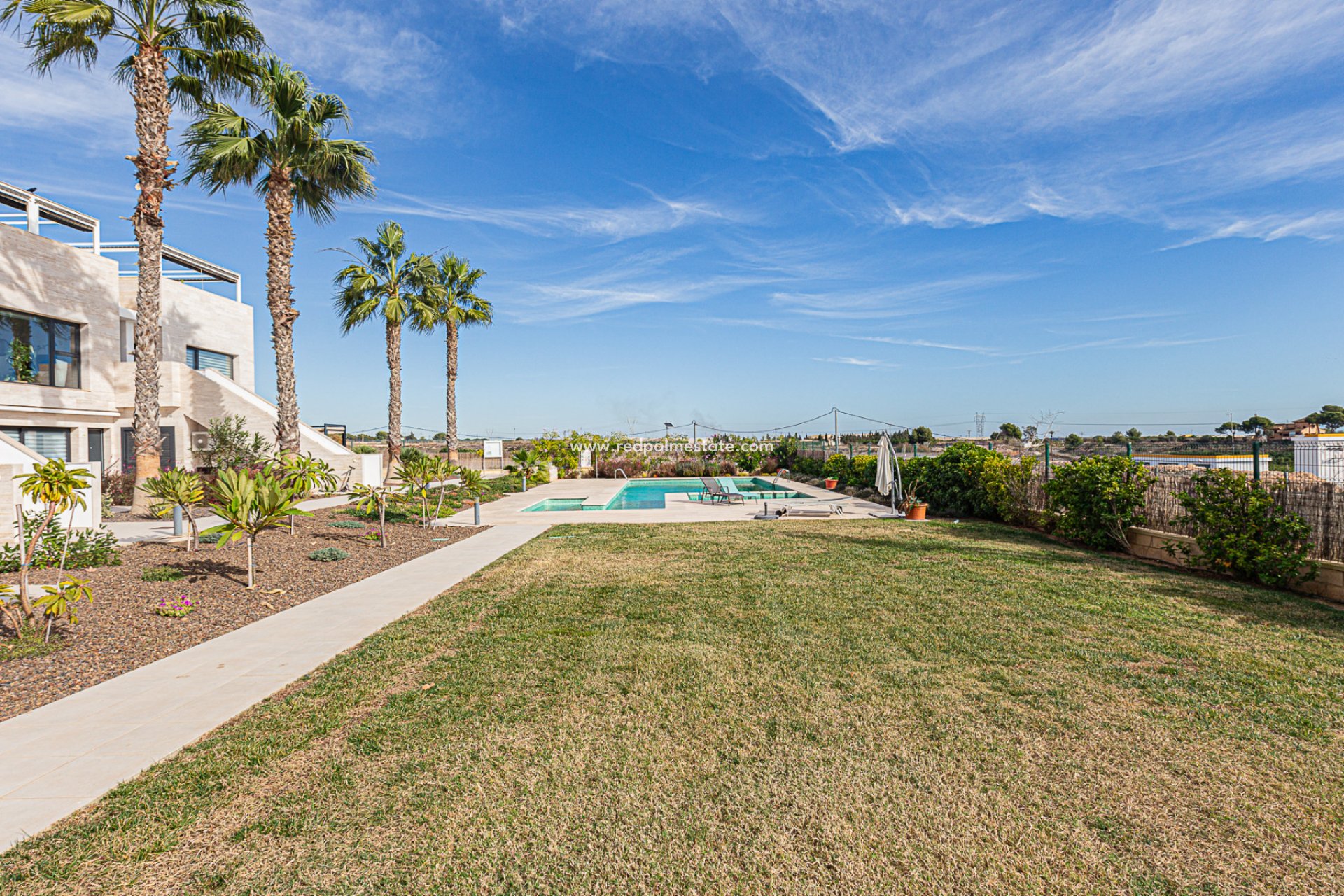 Resale - Apartment -
Pilar de la Horadada - Lo Romero Golf