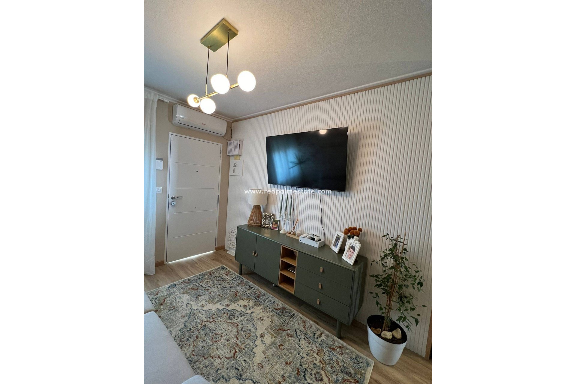 Resale - Apartment -
Pilar de la Horadada - Torre de la Horadada