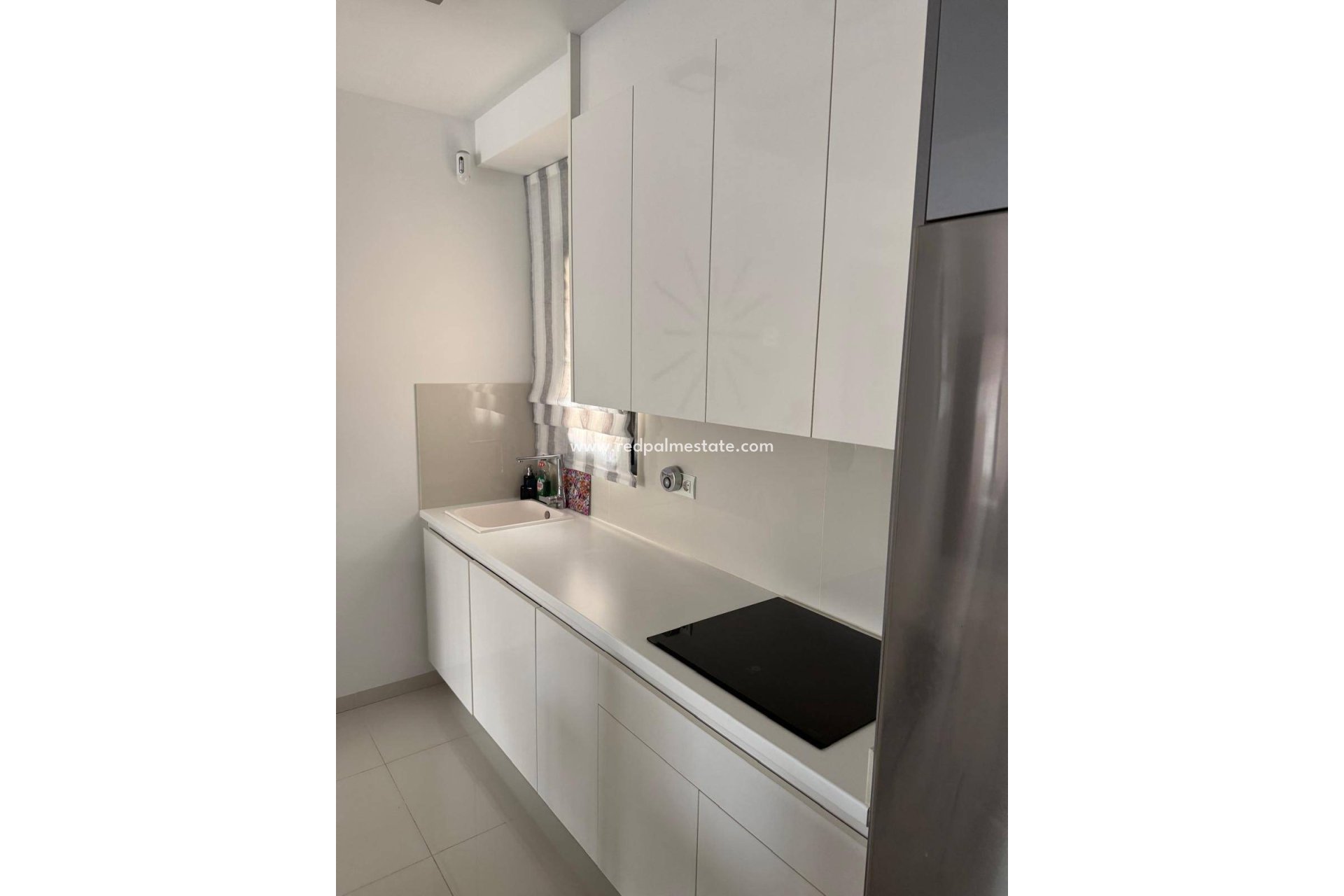 Resale - Apartment -
Pilar de la Horadada - Torre de la Horadada