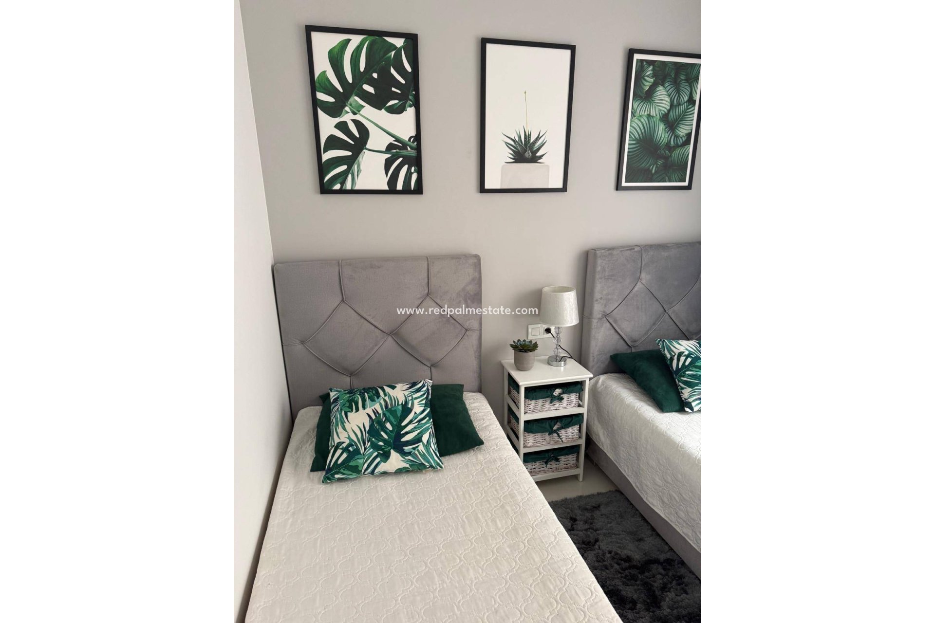 Resale - Apartment -
Pilar de la Horadada - Torre de la Horadada