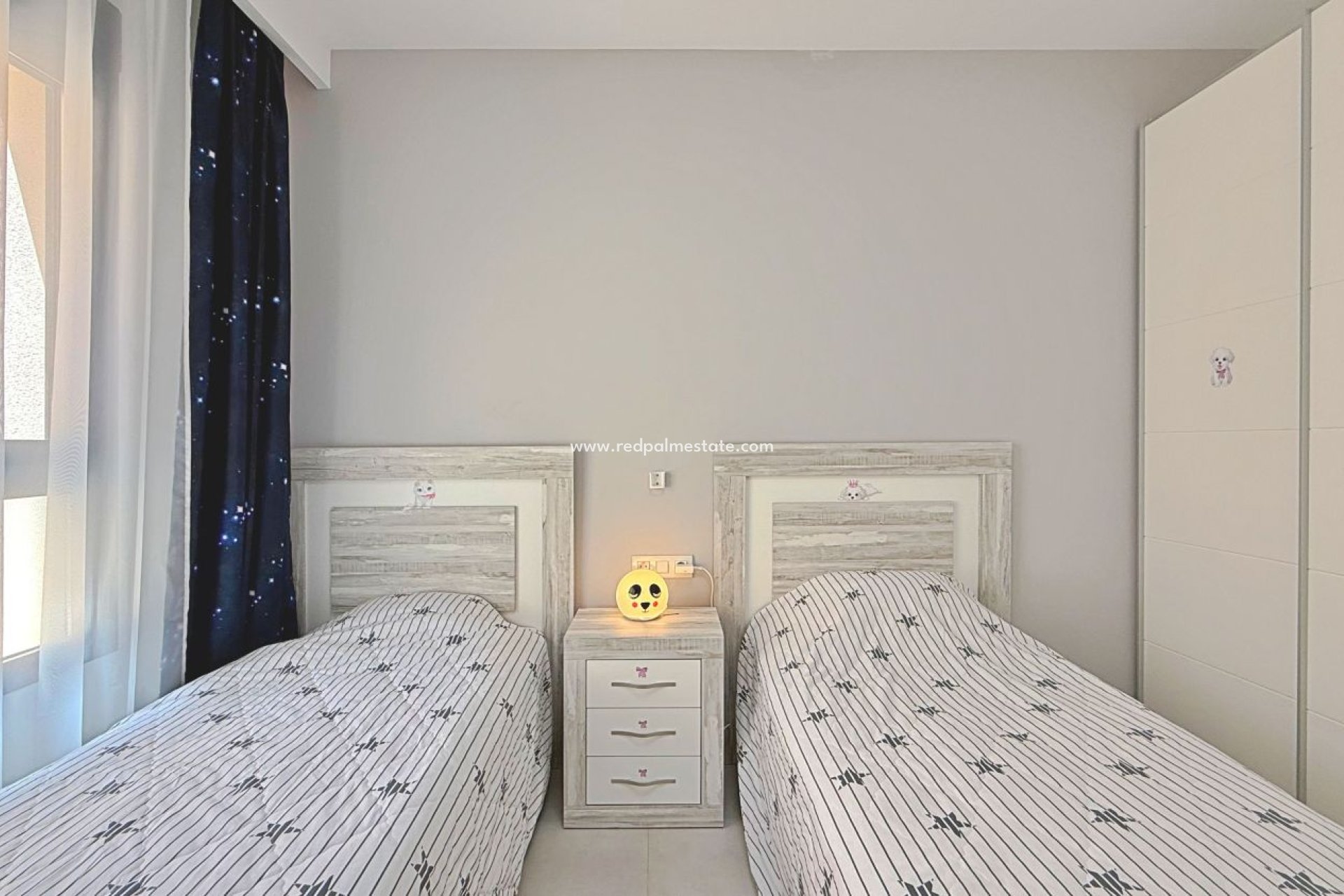 Resale - Apartment -
Pilar de la Horadada - Torre de la Horadada