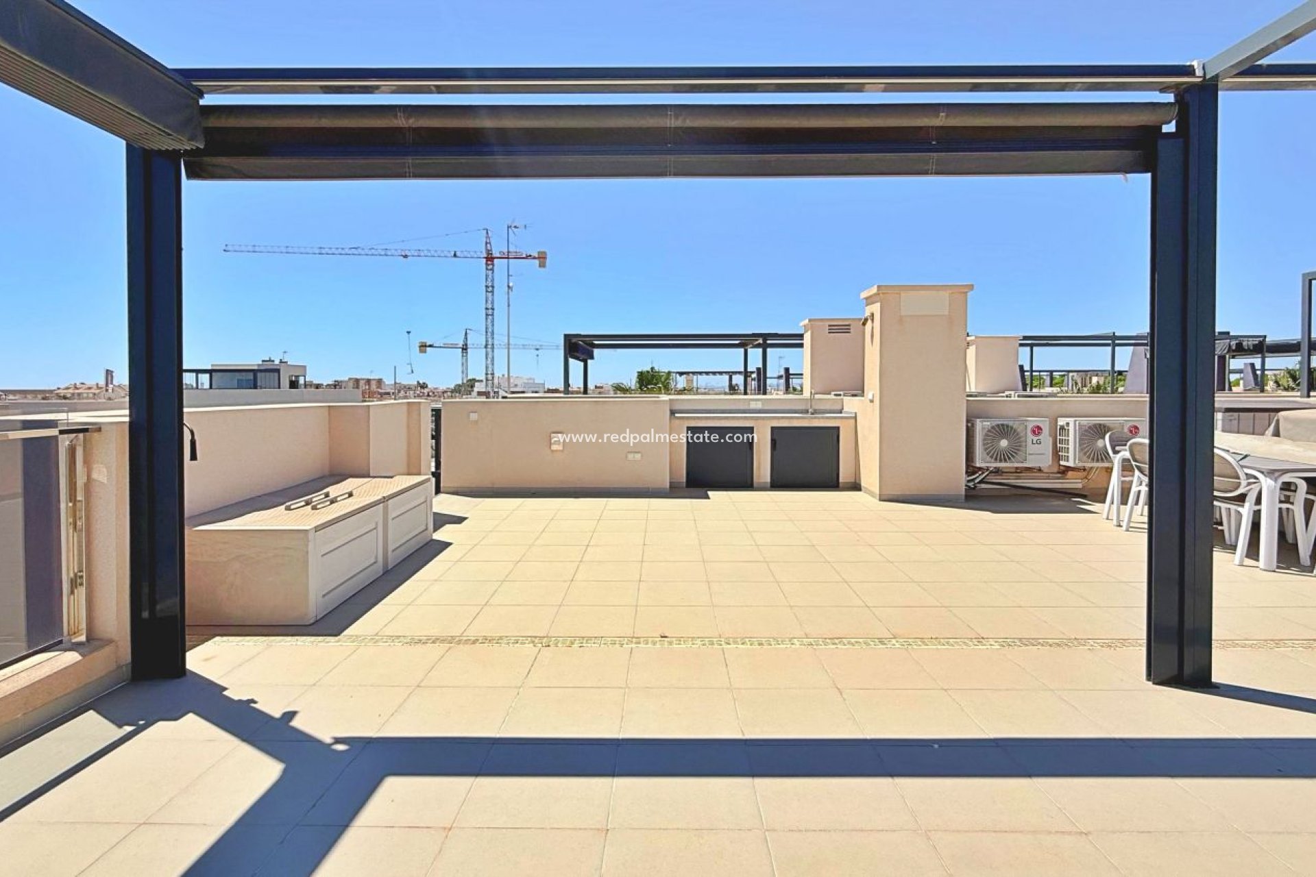 Resale - Apartment -
Pilar de la Horadada - Torre de la Horadada