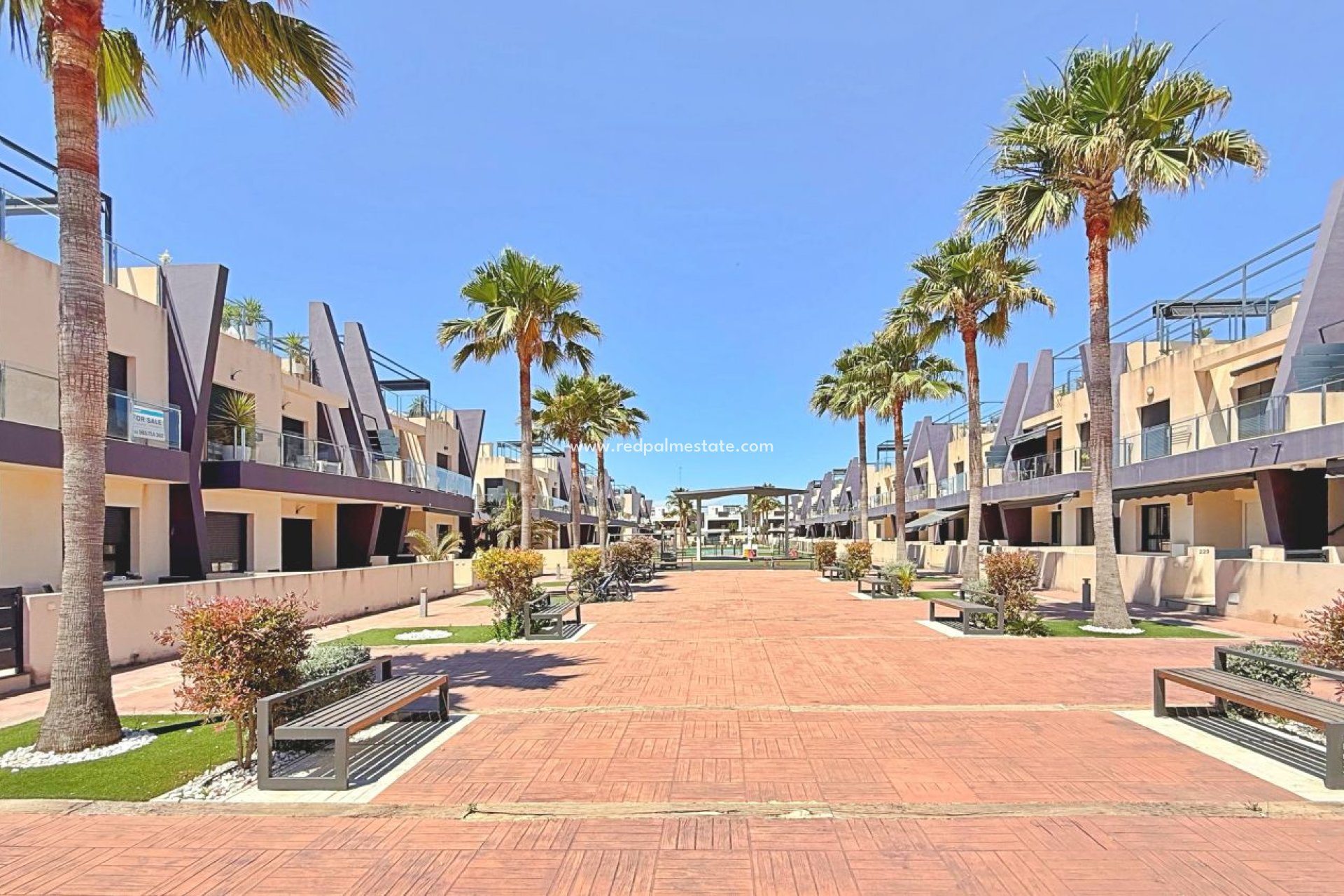 Resale - Apartment -
Pilar de la Horadada - Torre de la Horadada