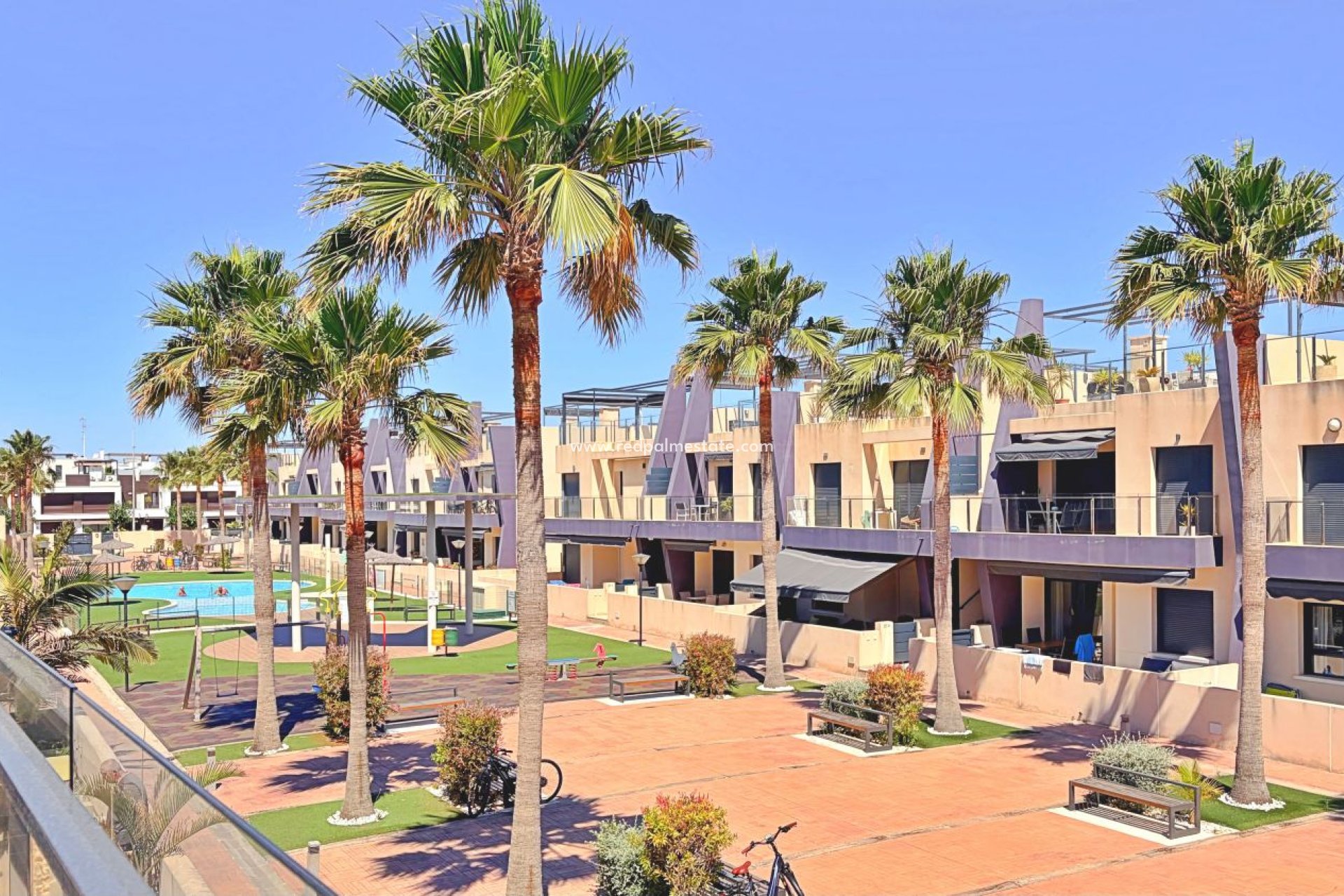 Resale - Apartment -
Pilar de la Horadada - Torre de la Horadada