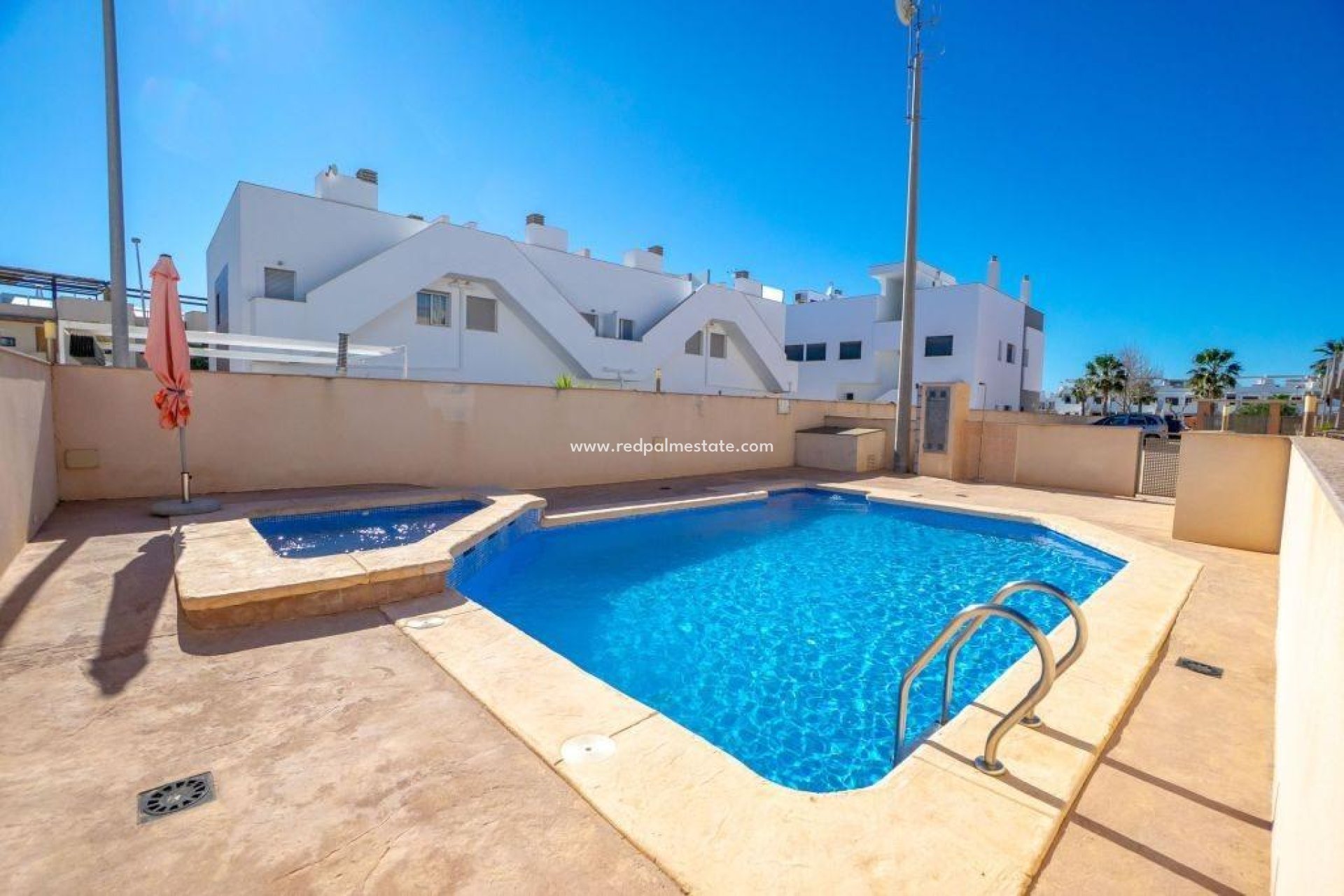 Resale - Apartment -
Pilar de la Horadada