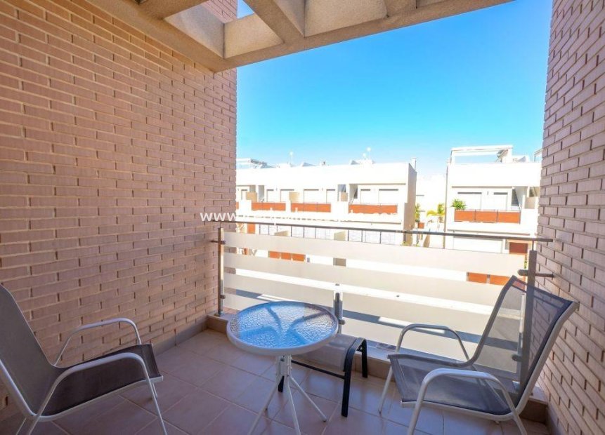 Resale - Apartment -
Pilar de la Horadada