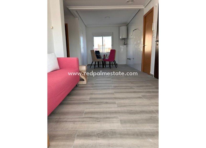 Resale - Apartment -
Pilar de la Horadada