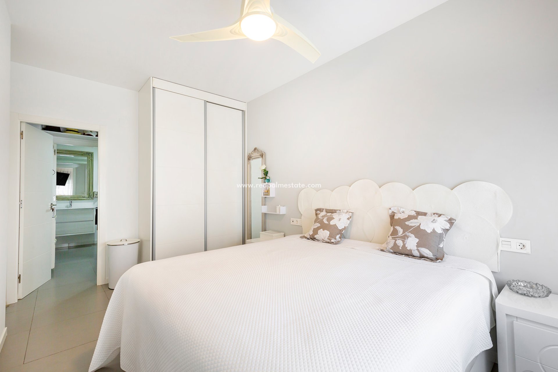 Resale - Apartment -
Pilar de la Horadada