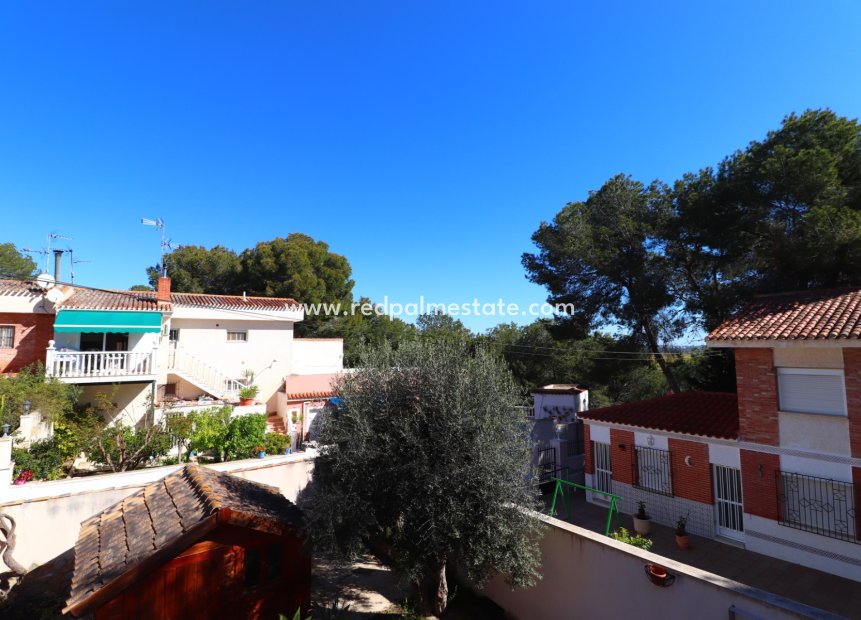 Resale - Apartment -
Pinar de Campoverde