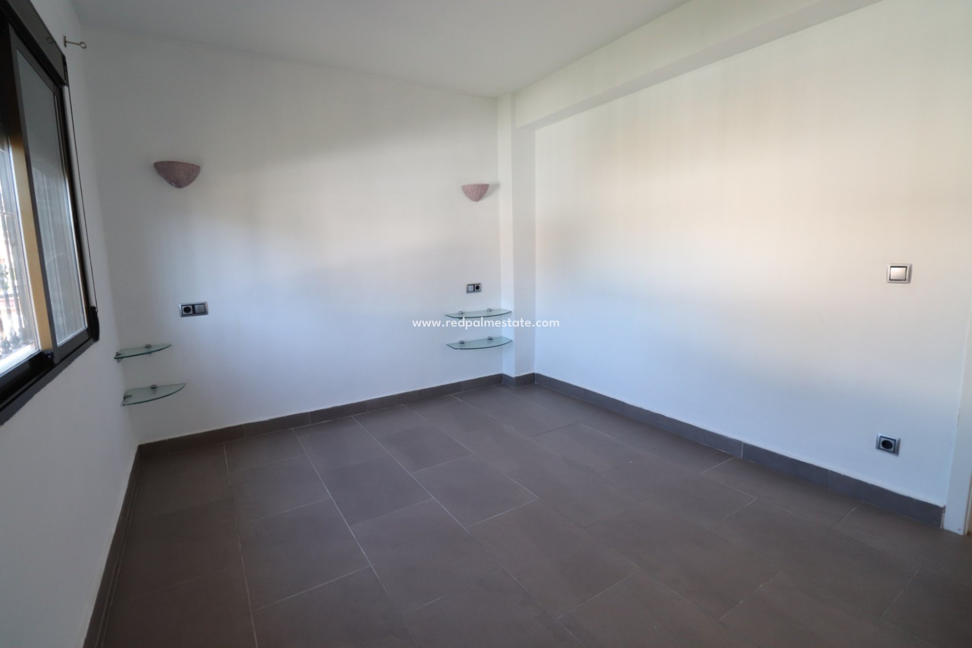 Resale - Apartment -
Pinar de Campoverde