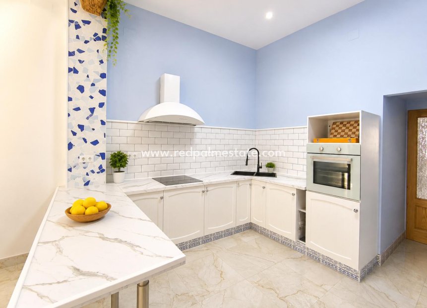 Resale - Apartment -
Pinoso - Inland
