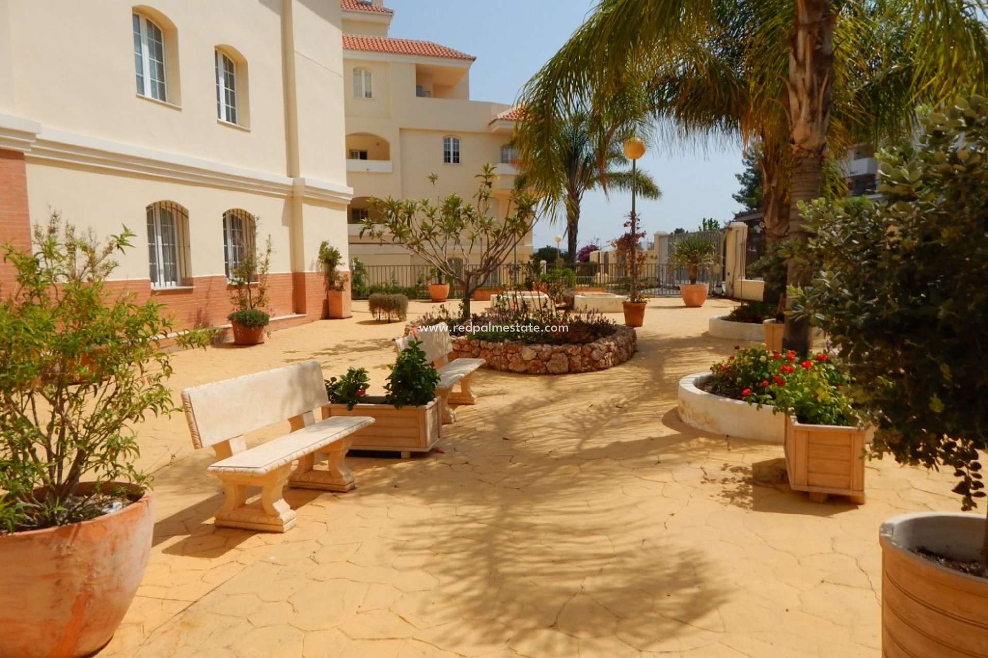Resale - Apartment -
Riviera del Sol