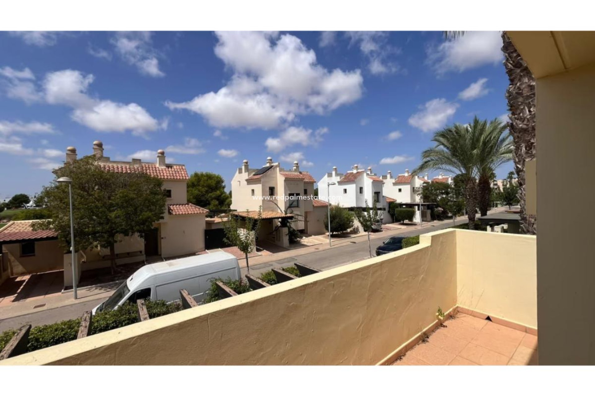 Resale - Apartment -
Roda - Inland