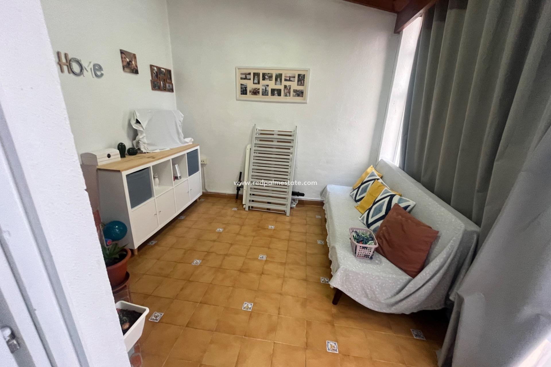 Resale - Apartment -
San Fulgencio - San Fulgencio Pueblo