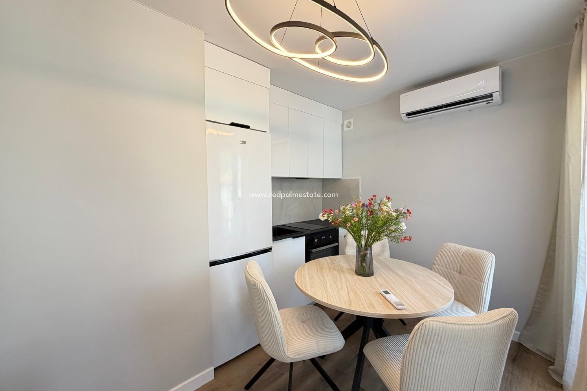 Resale - Apartment -
San Miguel de Salinas - Blue Lagoon - Galán