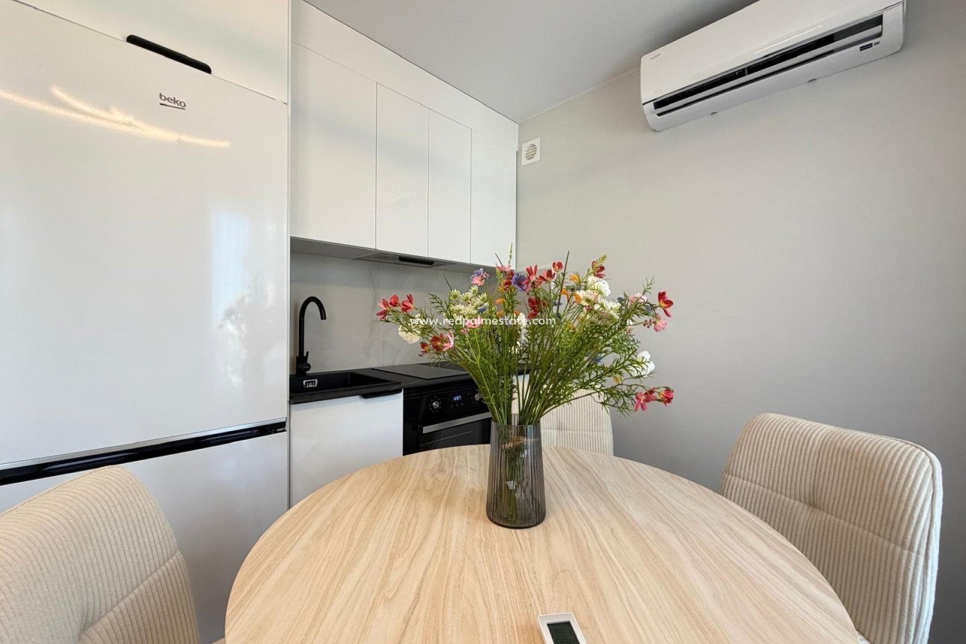 Resale - Apartment -
San Miguel de Salinas - Blue Lagoon - Galán