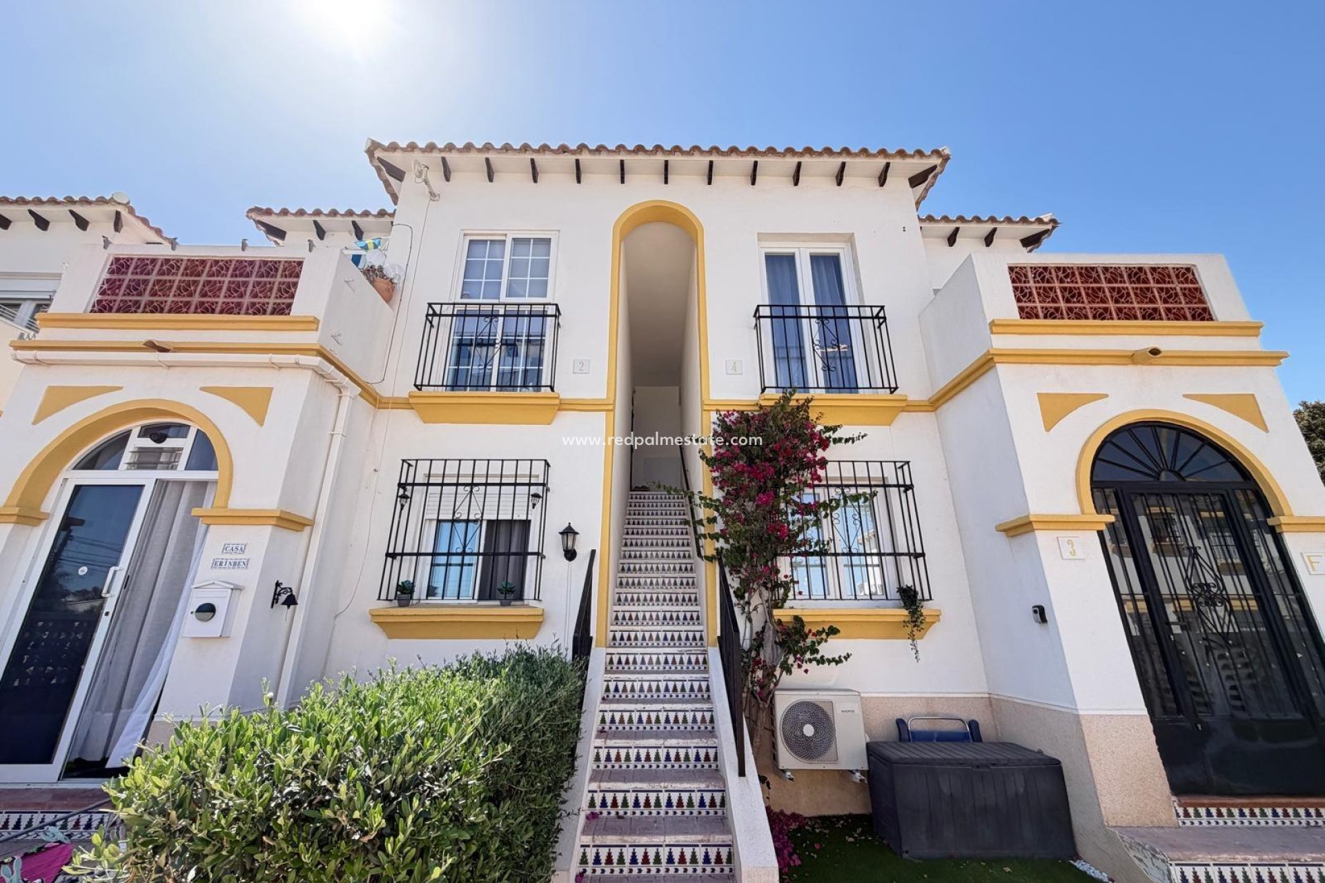 Resale - Apartment -
San Miguel de Salinas - Blue Lagoon - Galán