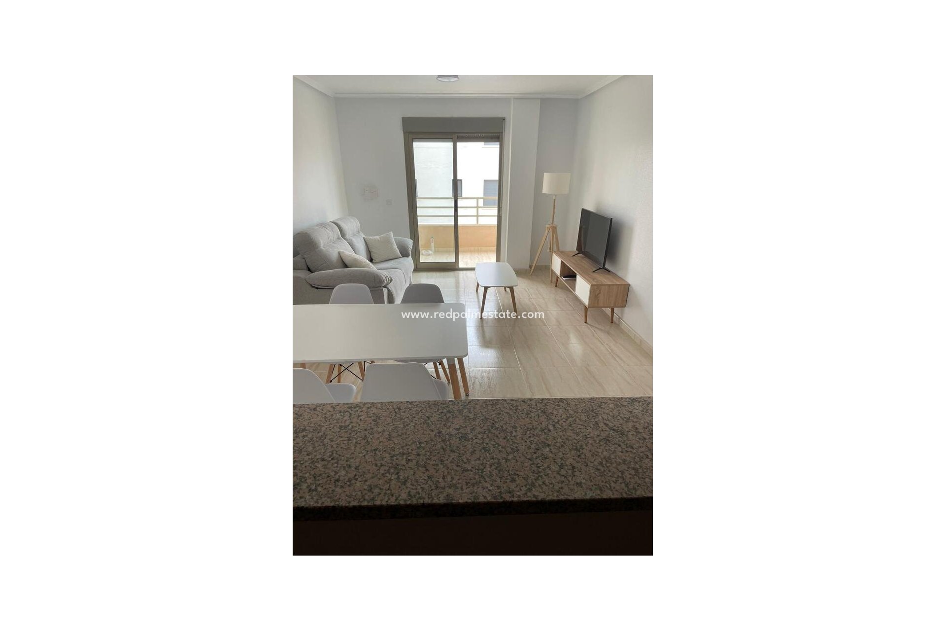 Resale - Apartment -
San Miguel de Salinas - Costa Blanca