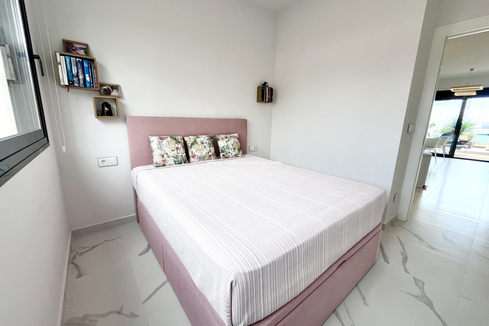 Resale - Apartment -
San Miguel de Salinas - Inland