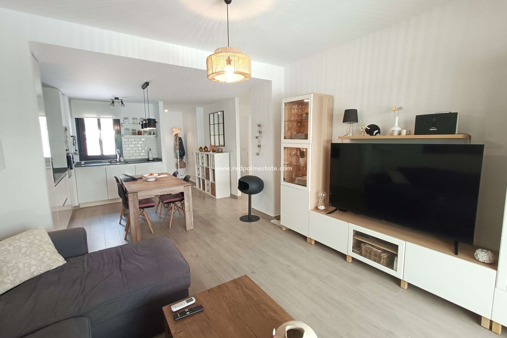Resale - Apartment -
San Miguel de Salinas - Inland