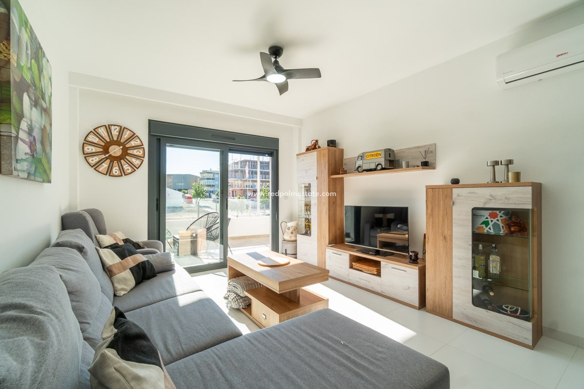Resale - Apartment -
San Miguel de Salinas - Inland