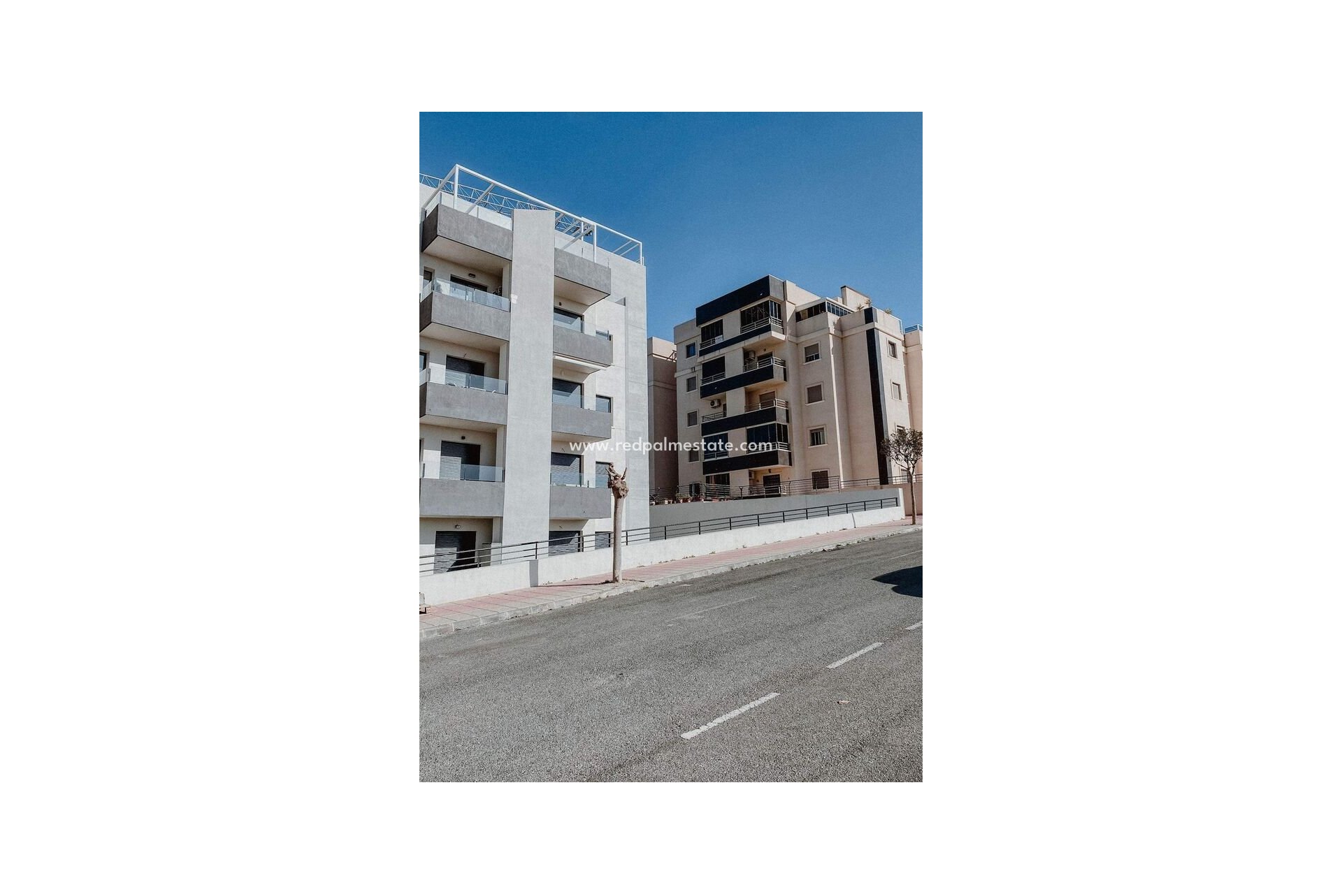 Resale - Apartment -
San Miguel de Salinas - Inland