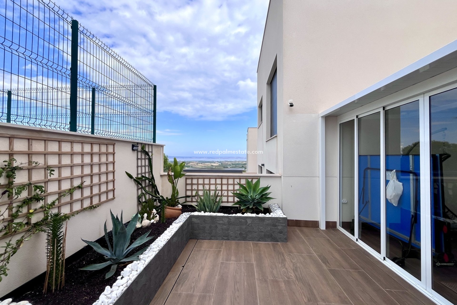 Resale - Apartment -
San Miguel de Salinas - Inland