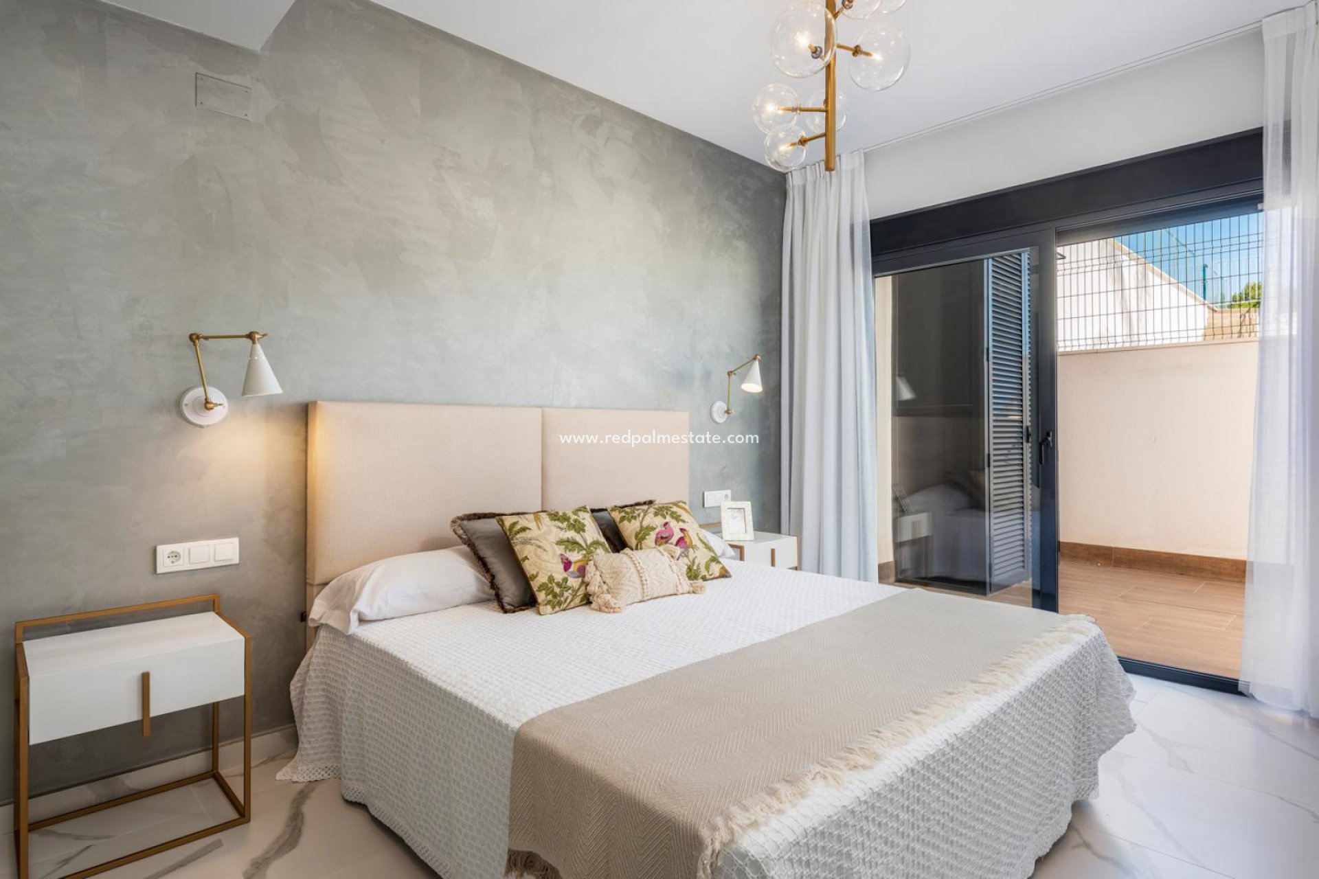 Resale - Apartment -
San Miguel de Salinas - San Miguel Salinas